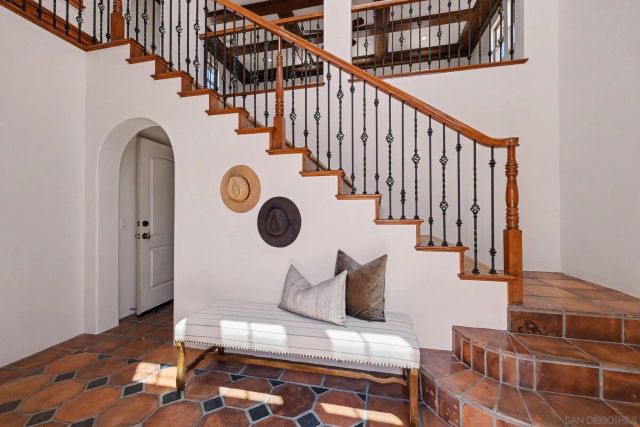 7929 Entrada De Luz East, San Diego, CA 92127