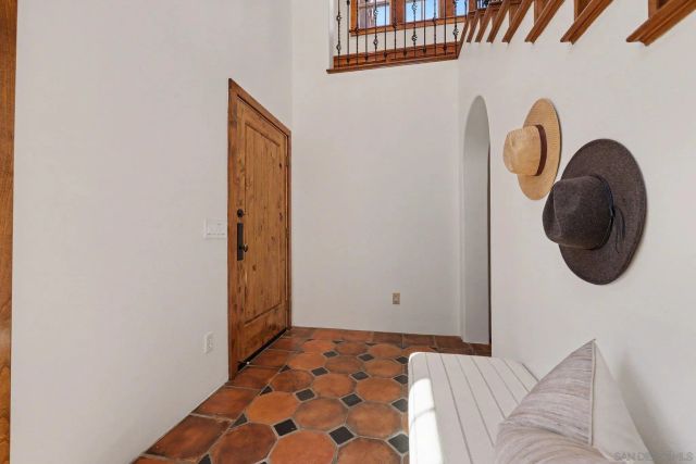 7929 Entrada De Luz East, San Diego, CA 92127