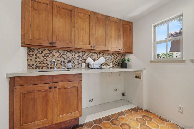 7929 Entrada De Luz East, San Diego, CA 92127