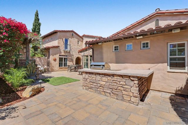 7929 Entrada De Luz East, San Diego, CA 92127