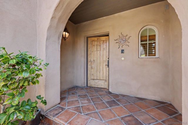 7929 Entrada De Luz East, San Diego, CA 92127