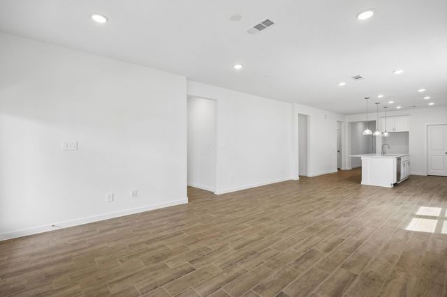 657 Amber Falls Drive, Montgomery, TX 77356