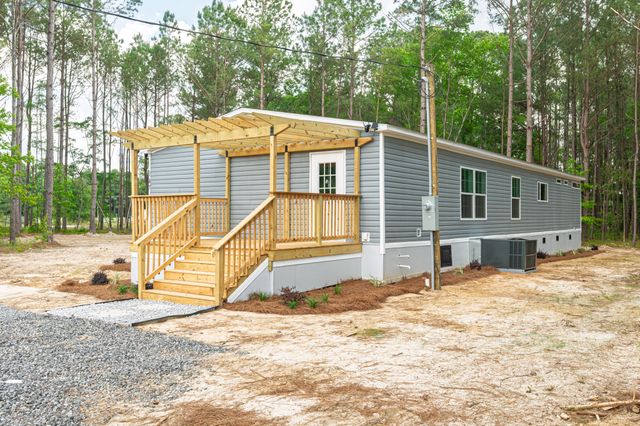 147 Bonanza Drive, Eutawville, SC 29048