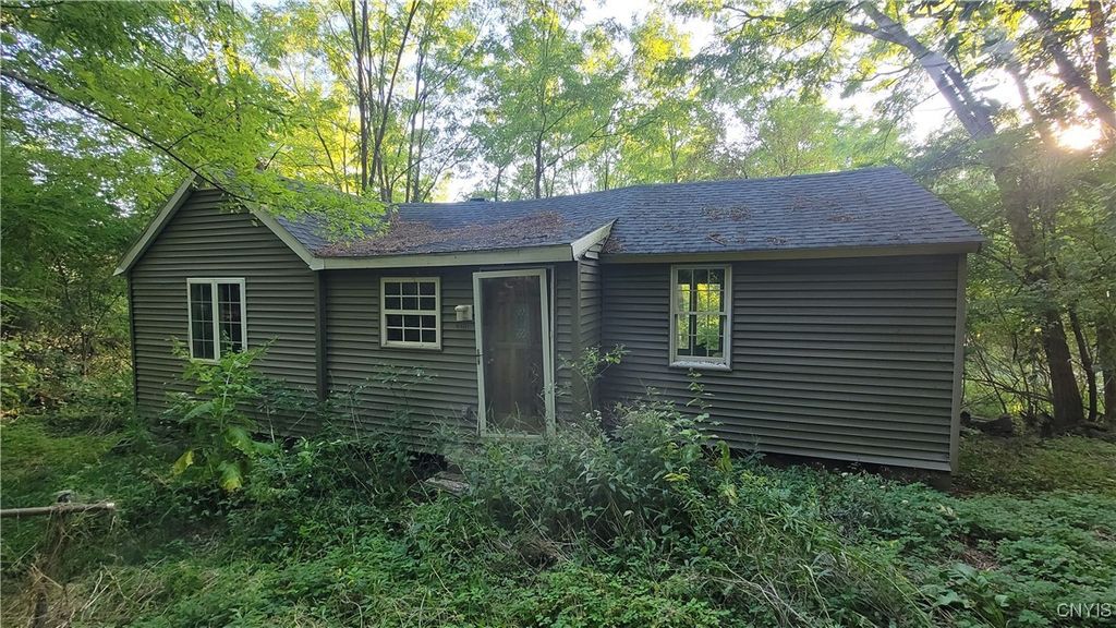 123 Piper Road, Herkimer, NY 13350