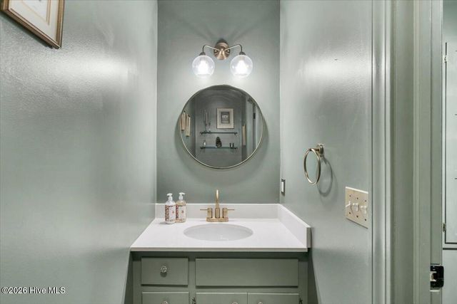 106 James Creek Road, Southern Pines, NC 28387