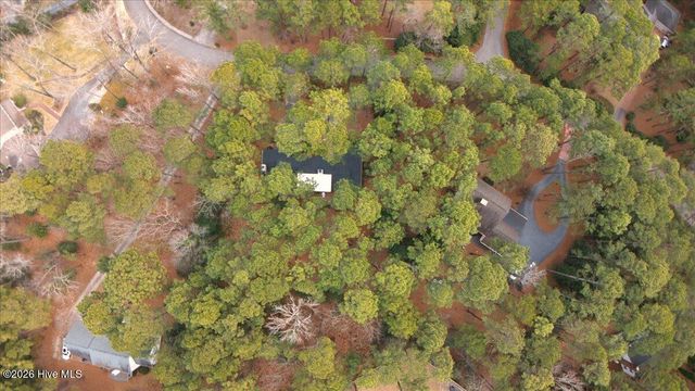 106 James Creek Road, Southern Pines, NC 28387