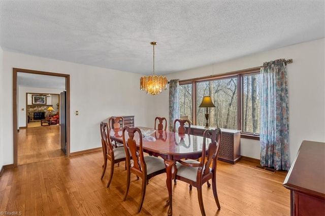 8204 Willow Glen Trail, Greensboro, NC 27455