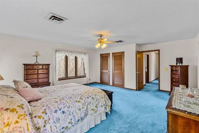 8204 Willow Glen Trail, Greensboro, NC 27455