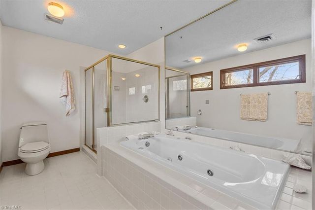 8204 Willow Glen Trail, Greensboro, NC 27455