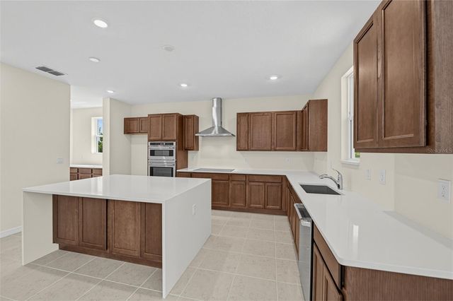 30161 EMERALD FOREST DRIVE, Mount Dora, FL 32757