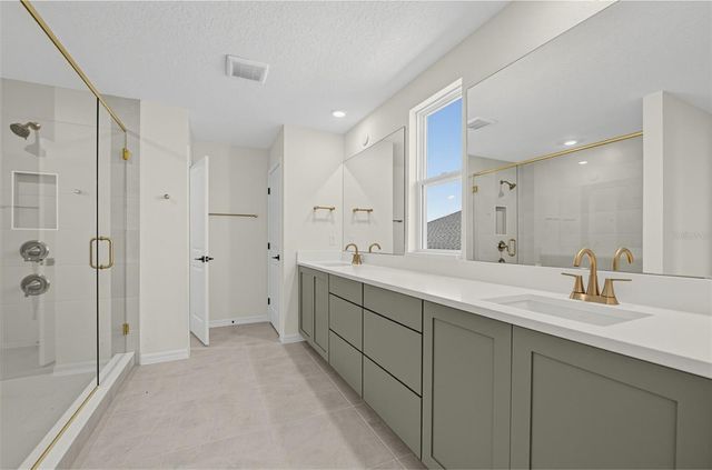30161 EMERALD FOREST DRIVE, Mount Dora, FL 32757