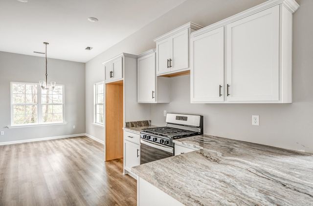 50 HIGH ST, Oakland, TN 38060