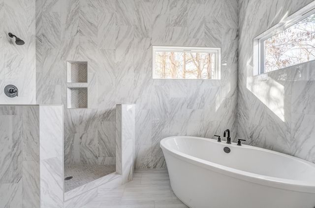 50 HIGH ST, Oakland, TN 38060