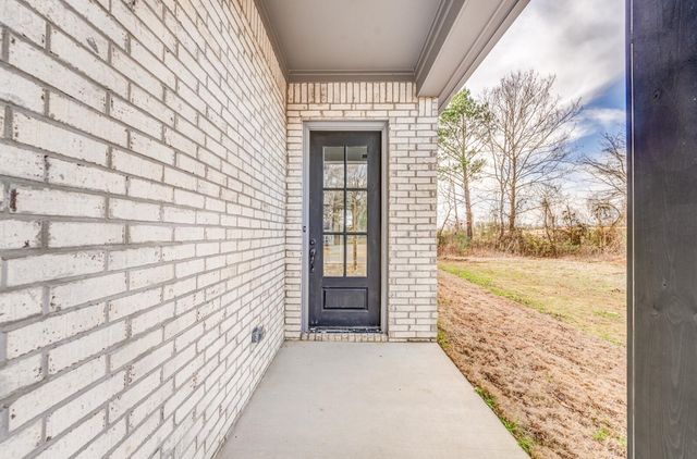 50 HIGH ST, Oakland, TN 38060