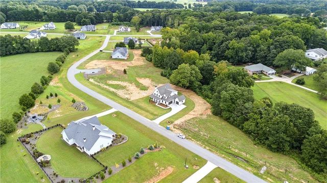 95 Old Town Road, Dacula, GA 30019