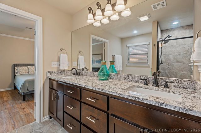 1910 Roman Street, Bartlesville, OK 74006