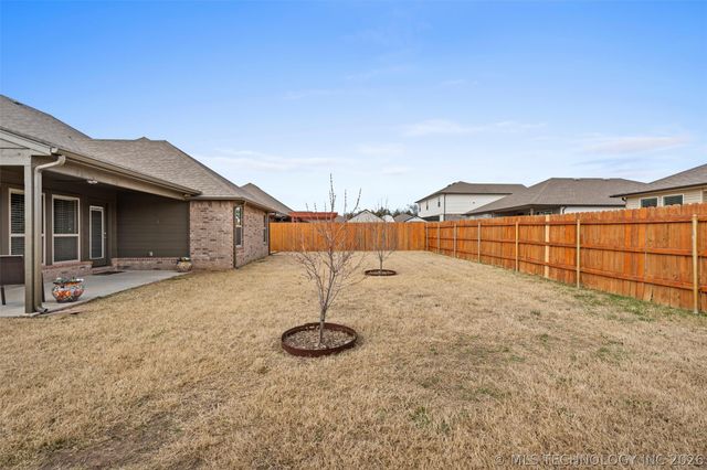 1910 Roman Street, Bartlesville, OK 74006
