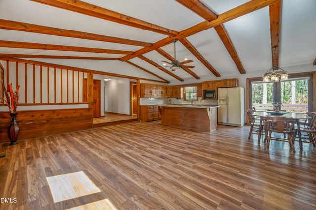 433 Holly Oak Court, Fuquay Varina, NC 27526