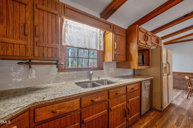 433 Holly Oak Court, Fuquay Varina, NC 27526