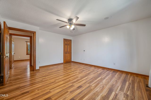 433 Holly Oak Court, Fuquay Varina, NC 27526