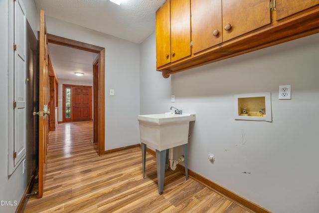 433 Holly Oak Court, Fuquay Varina, NC 27526