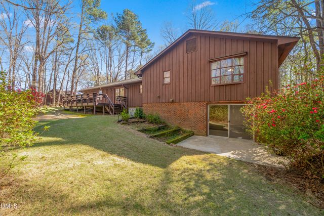 433 Holly Oak Court, Fuquay Varina, NC 27526