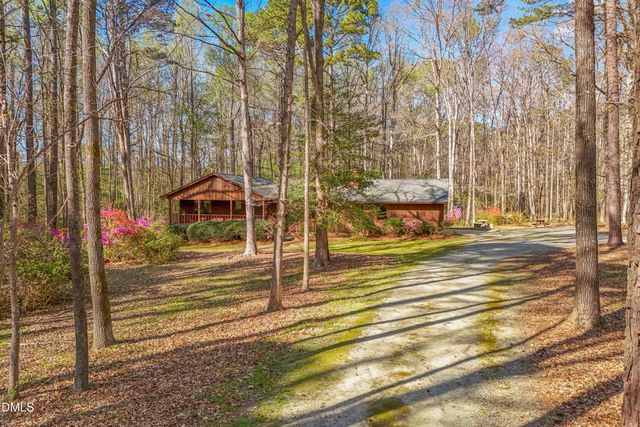 433 Holly Oak Court, Fuquay Varina, NC 27526