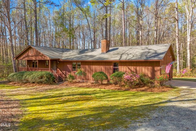 433 Holly Oak Court, Fuquay Varina, NC 27526