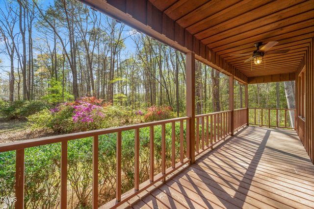 433 Holly Oak Court, Fuquay Varina, NC 27526