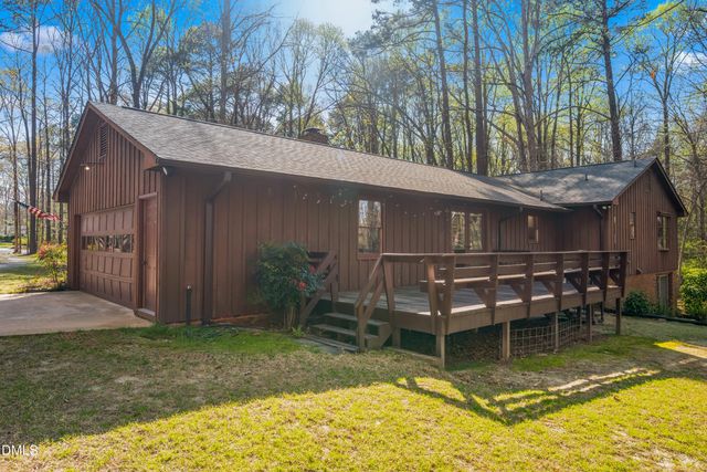 433 Holly Oak Court, Fuquay Varina, NC 27526