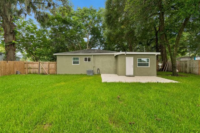 804 VALENCIA ROAD, Plant City, FL 33563
