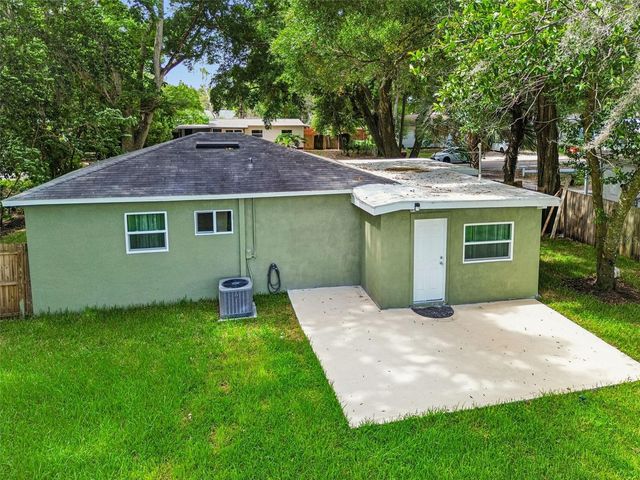 804 VALENCIA ROAD, Plant City, FL 33563