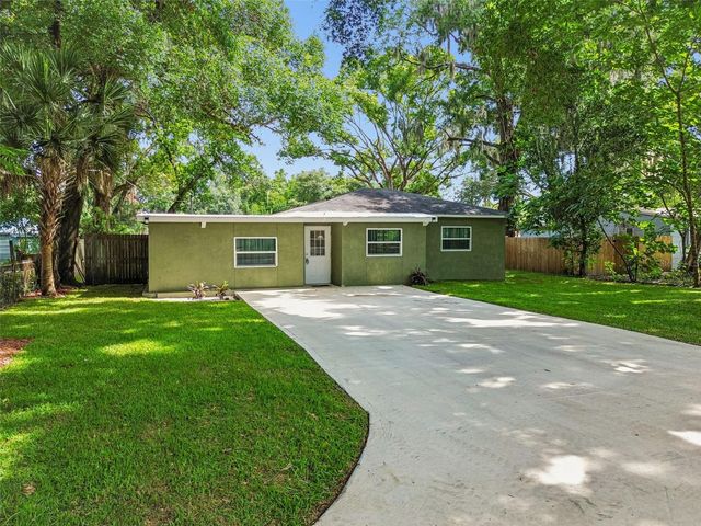 804 VALENCIA ROAD, Plant City, FL 33563
