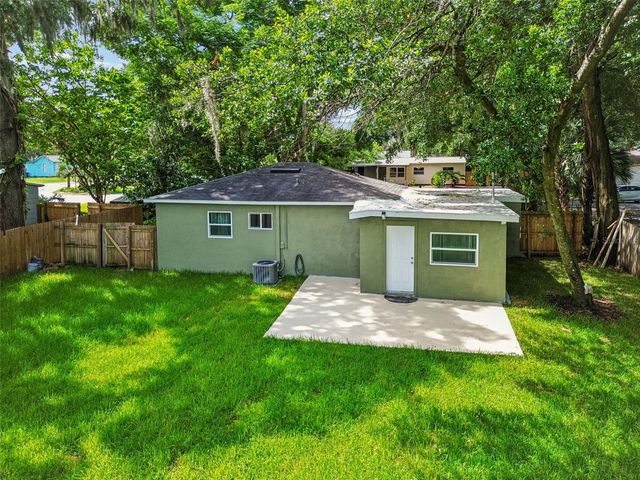804 VALENCIA ROAD, Plant City, FL 33563