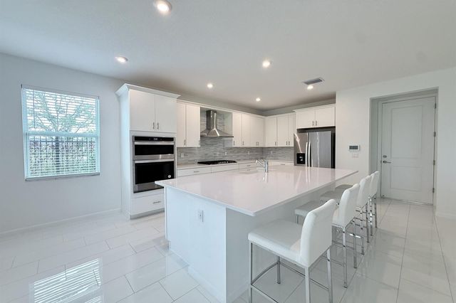 10710 SW Hensley Street, Port St. Lucie, FL 34987