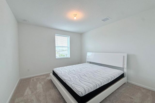 10710 SW Hensley Street, Port St. Lucie, FL 34987