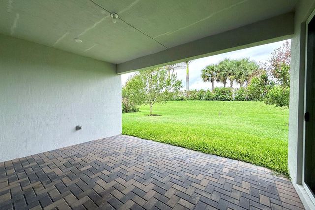 10710 SW Hensley Street, Port St. Lucie, FL 34987