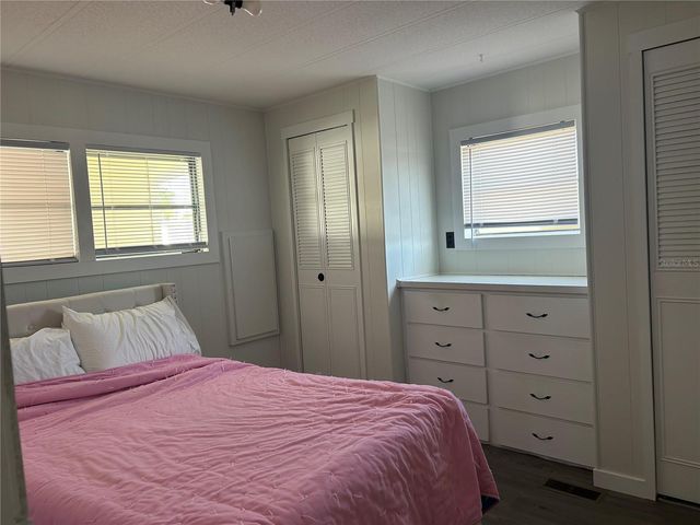 3221 SWEET GUM TERRACE, Sarasota, FL 34237