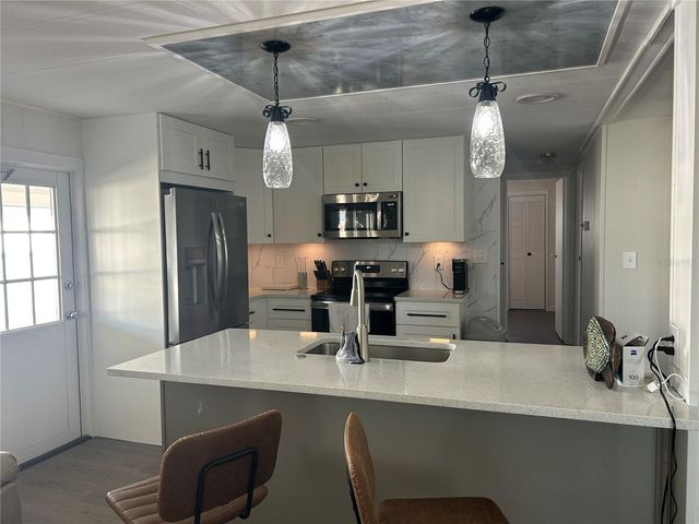 3221 SWEET GUM TERRACE, Sarasota, FL 34237