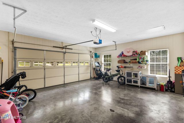 334 Lynnwood Drive, Athens, TN 37303