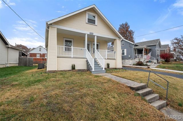 9225 Pavia Avenue, Affton, MO 63123