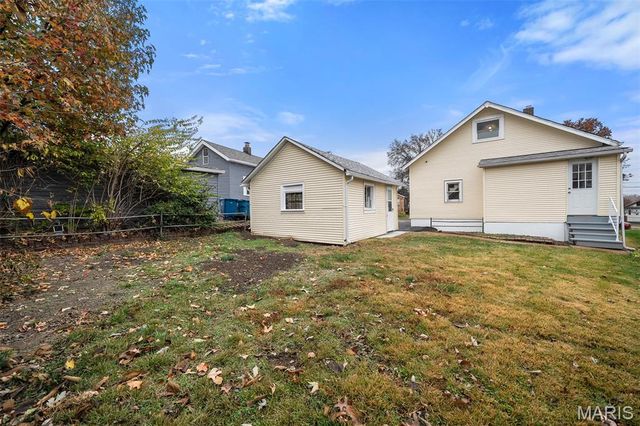 9225 Pavia Avenue, Affton, MO 63123