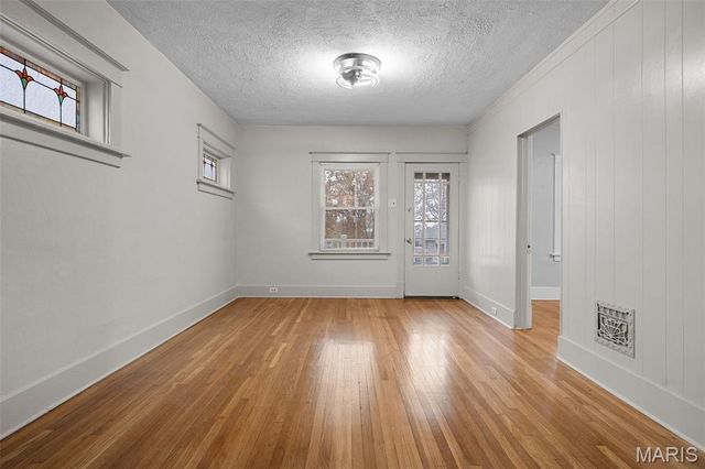 9225 Pavia Avenue, Affton, MO 63123