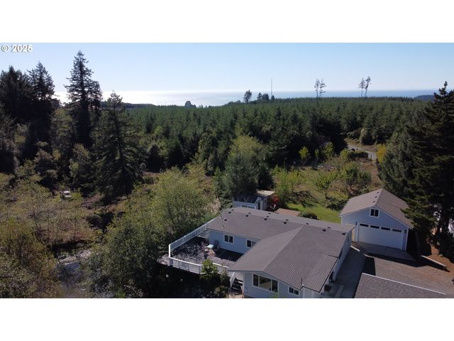 97040 Henderson, Brookings, OR 97415