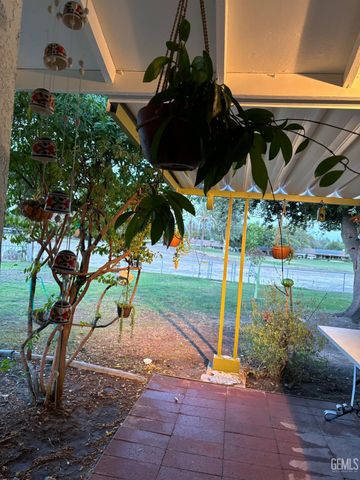 708 Cherry Hills Drive, Bakersfield, CA 93309