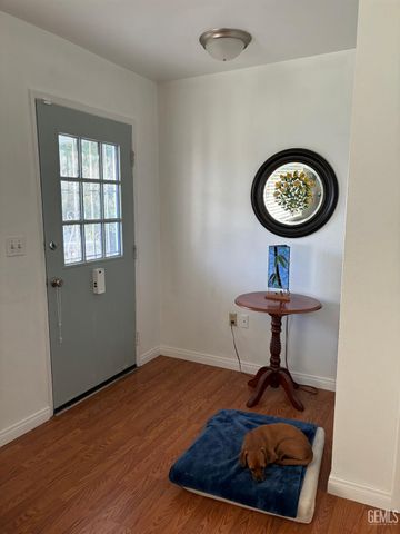 708 Cherry Hills Drive, Bakersfield, CA 93309