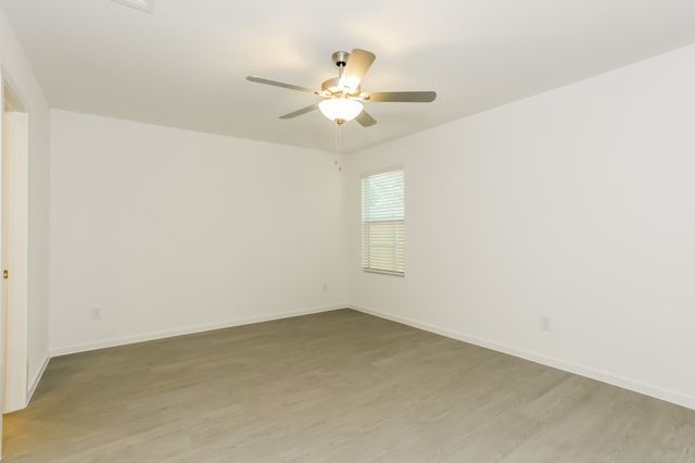 10116 Dalgreen Circle, Fort Worth, TX 76108