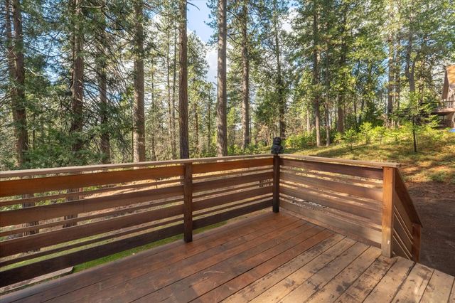 210 David Lee Rd, Arnold, CA 95223