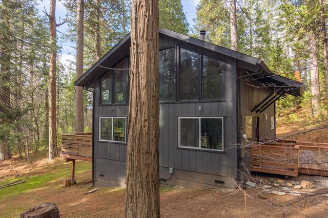 210 David Lee Rd, Arnold, CA 95223