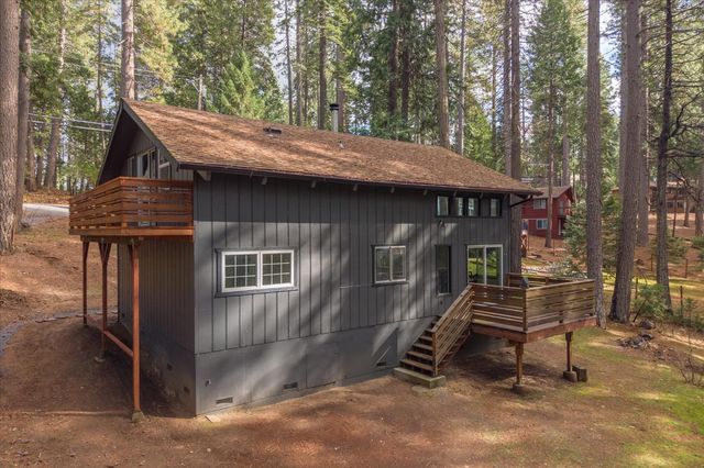 210 David Lee Rd, Arnold, CA 95223